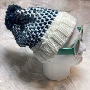 Green White Pom Chunky Beanie